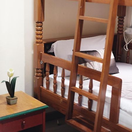 Khaosan Station (Adults Only) Hostel Bangkok Kültér fotó