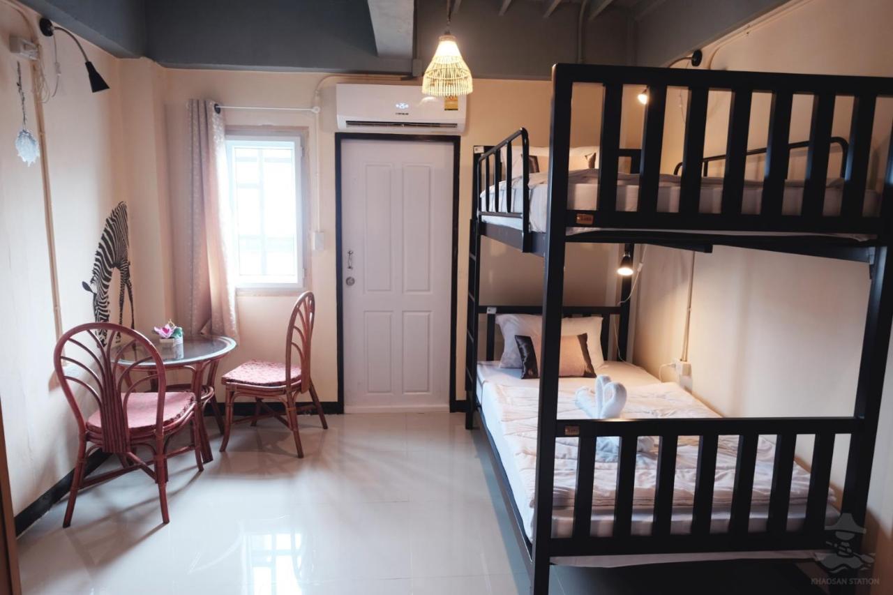 Khaosan Station (Adults Only) Hostel Bangkok Kültér fotó