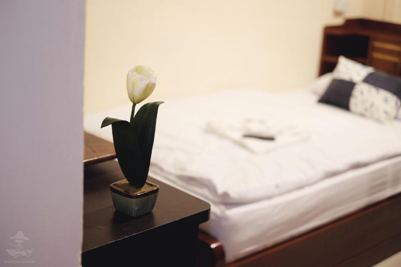 Khaosan Station (Adults Only) Hostel Bangkok Kültér fotó