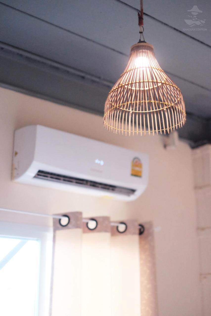 Khaosan Station (Adults Only) Hostel Bangkok Kültér fotó